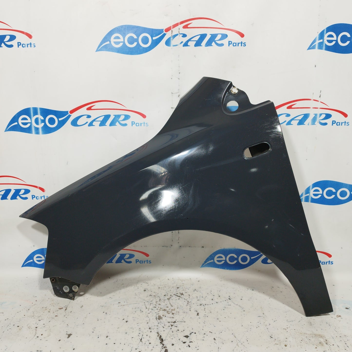 Dark gray left front fender Volkswagen Fox 2006 ecoAC7167
