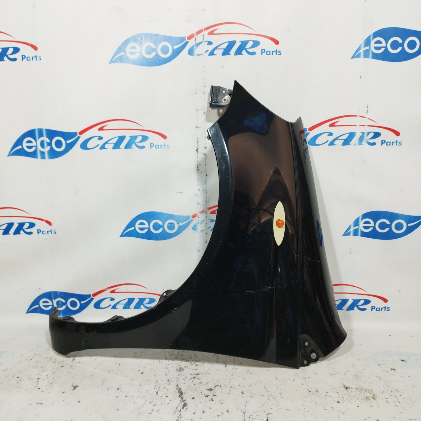 Parafango anteriore sx nero Toyota Yaris 2002 ecoAC7169