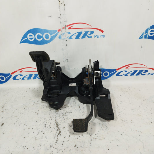 Kupplungs-/Bremspedal Opel Astra J 1.4 B 2015ecoAC7182
