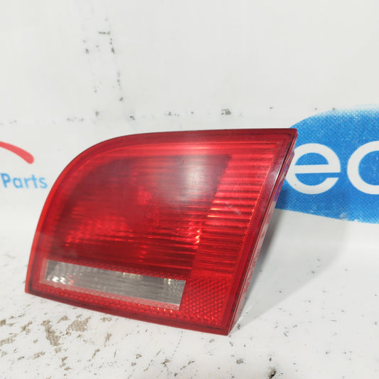 Innenraumleuchte hinten rechts Audi A3 Sportback 2007 Code: 8p4945094b ecoAC7201