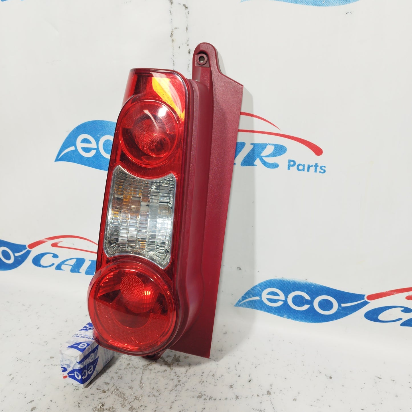 Linke Rückleuchte Peugeot Partner 2010 ecoAC7245