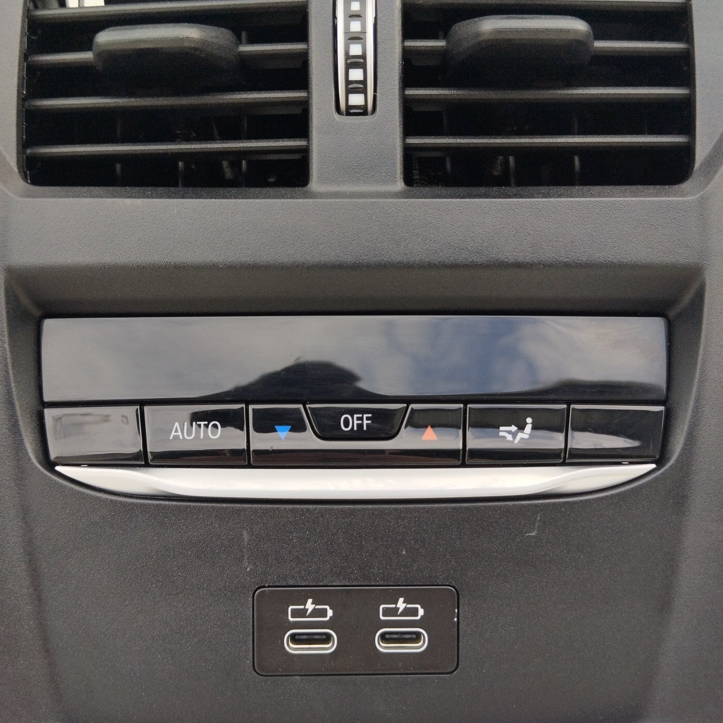 Digitales Klimabedienteil hinten BMW 420D 2023 Cod. 5a3bbf4-01 ecoAG4450