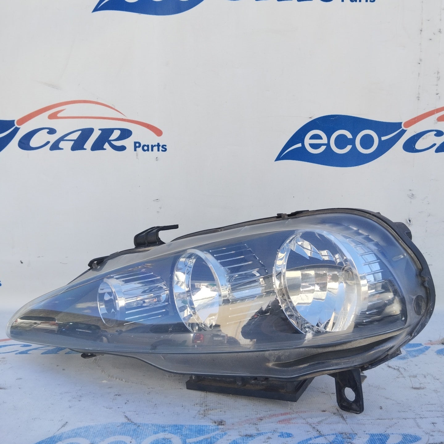 Fanale anteriore sx Alfa Romeo 147 II serie ecoAG4465