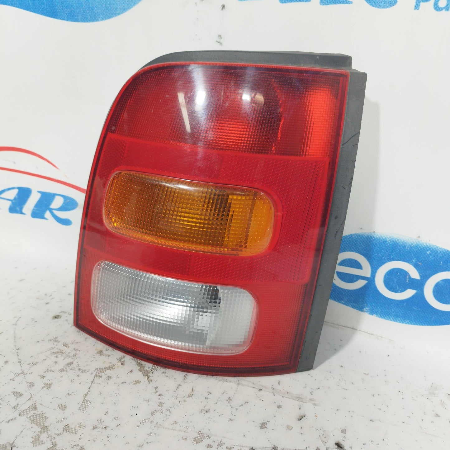 Fanale posteriore dx Nissan Micra K11 2000 ecoAC7283