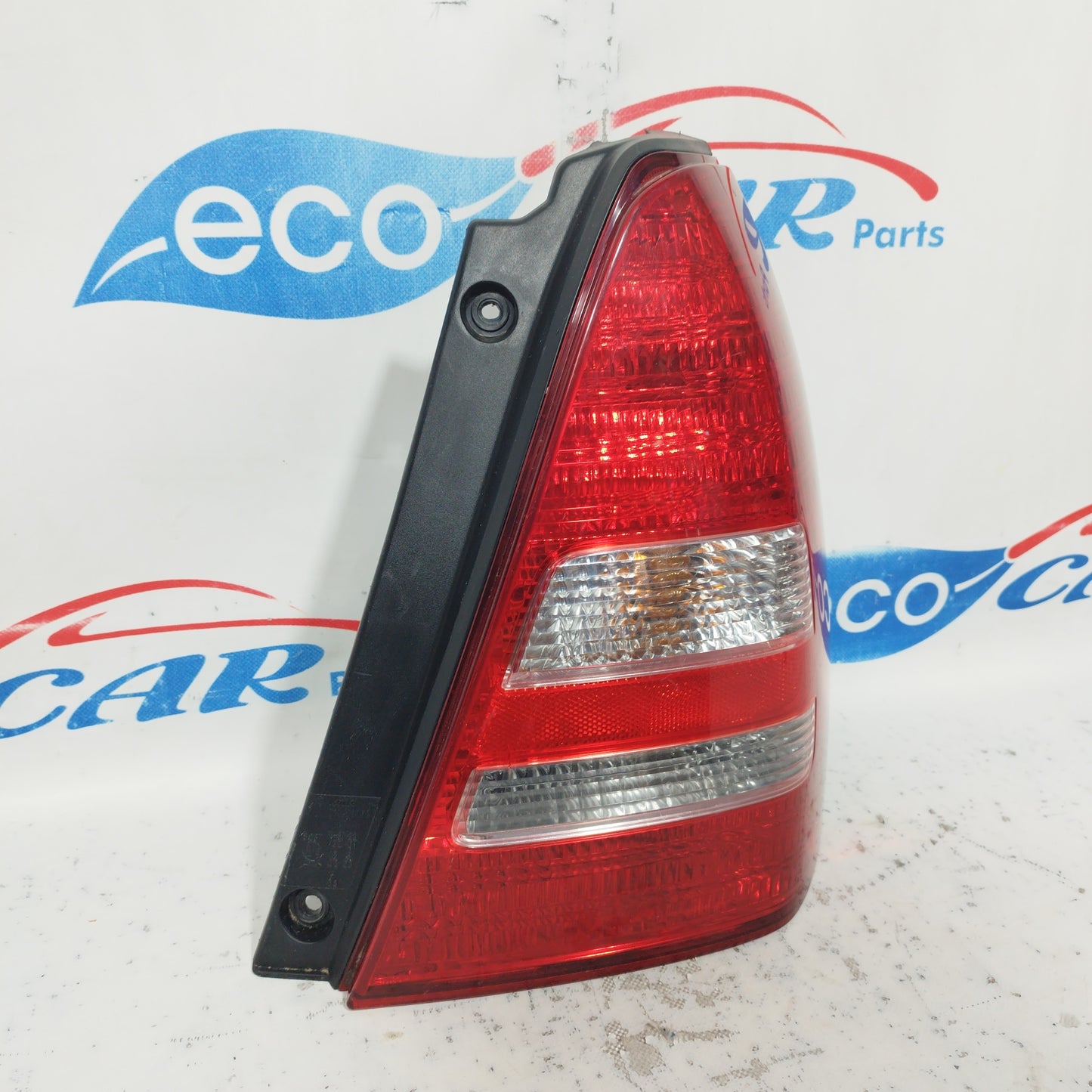 Rechtes Rücklicht Subaru Forester 2005 ecoAC7306