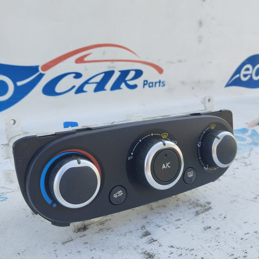 Renault Clio 2016 digitales Klimabedienteil Cod.e1072485 ecoAG4497