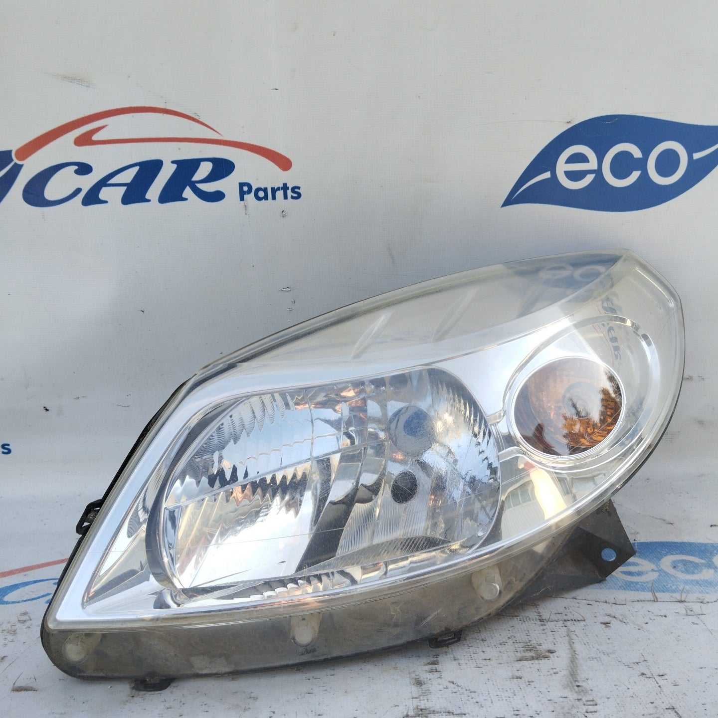 Linker Frontscheinwerfer Dacia Sandero 2009 ecoAG4501