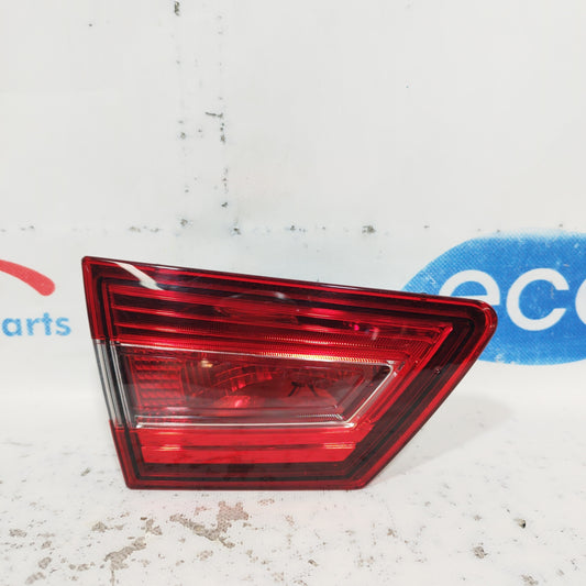 Renault Clio 2017 ecoAC6998 linke innere Rückleuchte