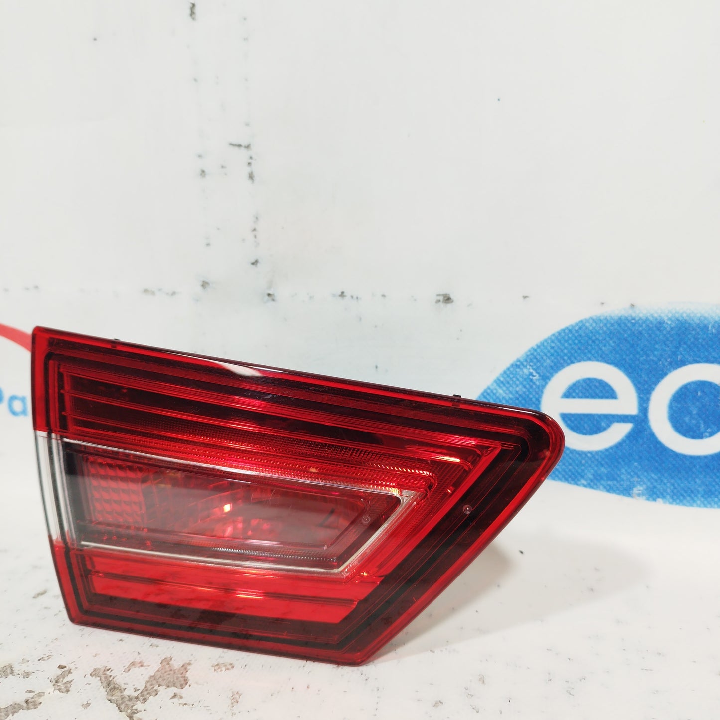 Renault Clio 2017 ecoAC6998 linke innere Rückleuchte