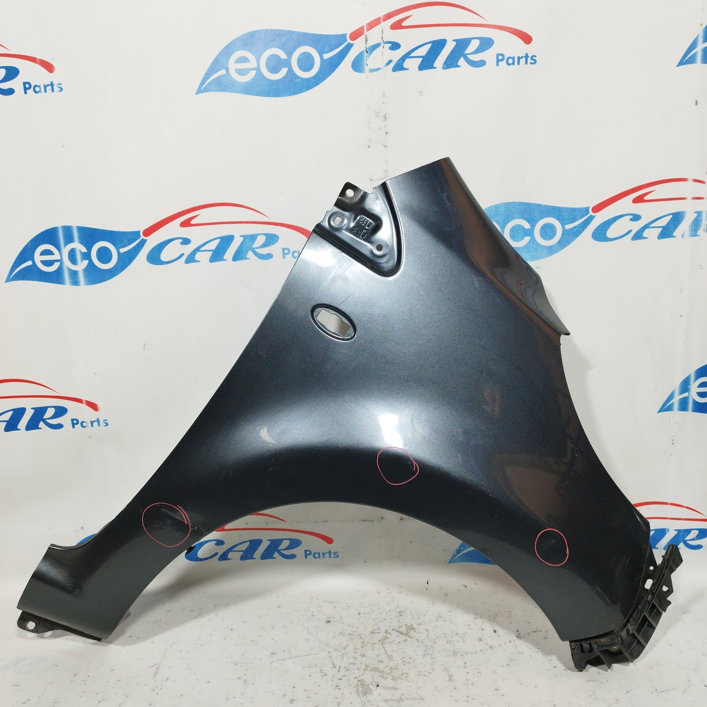 Parafango anteriore dx grigio scuro Peugeot 107 2007 ecoAC7319