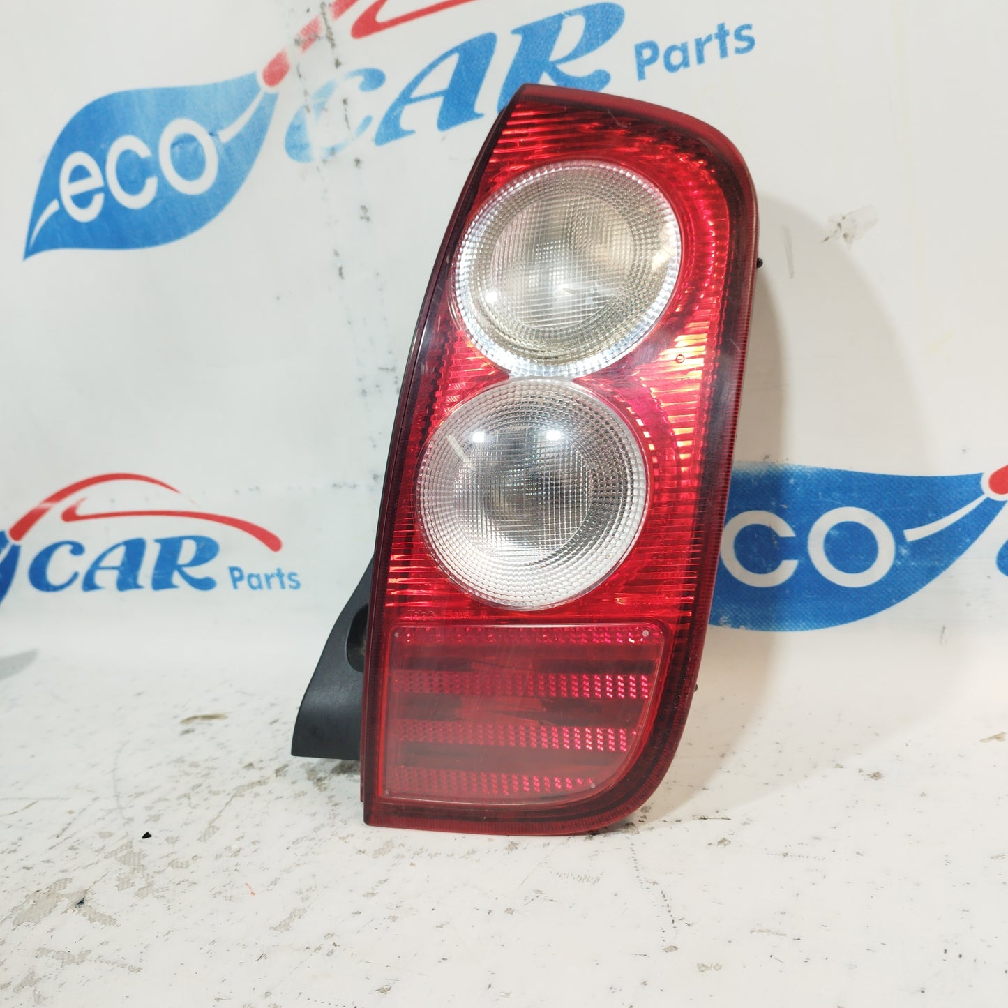 Fanale posteriore dx Nissan Micra K12 2005 ecoAC7332