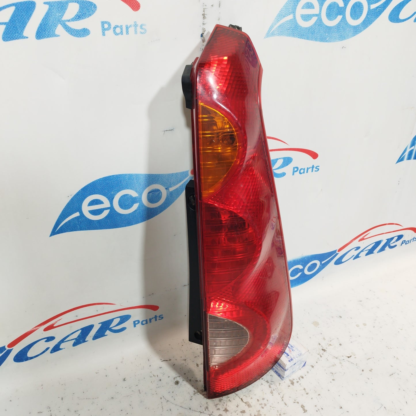 Nissan Note 2010 ecoAC7381 rechte Rückleuchte