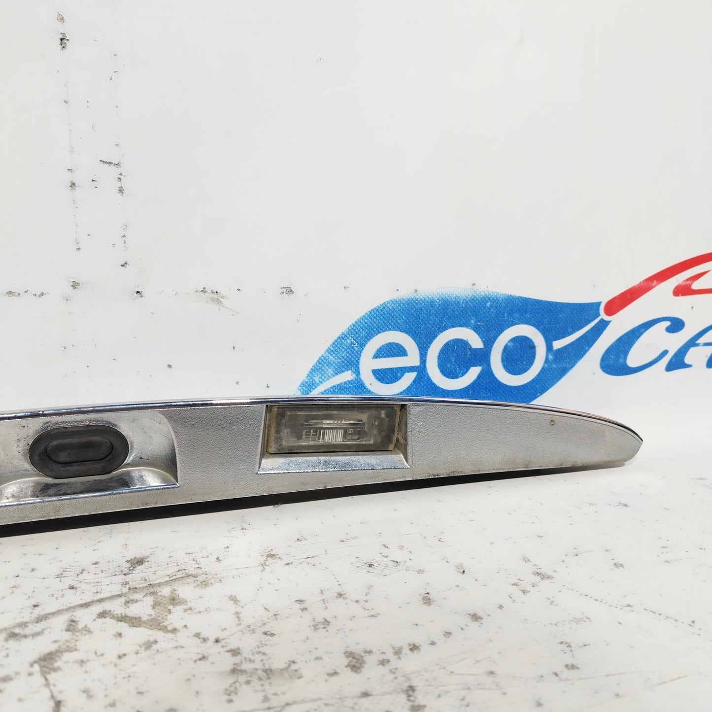 Chromed tailgate handle Lancia y 2005 code 735335751 ecoAC7395
