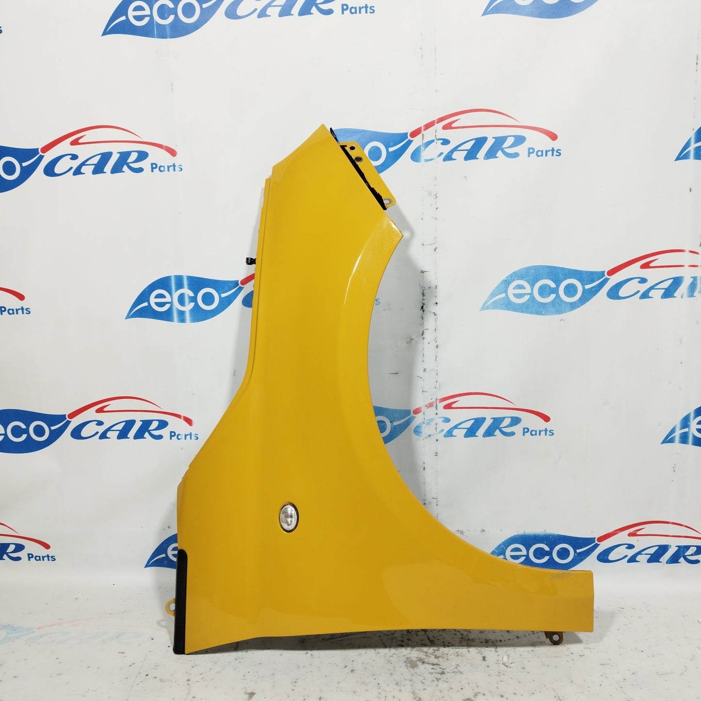 Parafango anteriore dx giallo ocra Fiat 500 2010 ecoAC7398