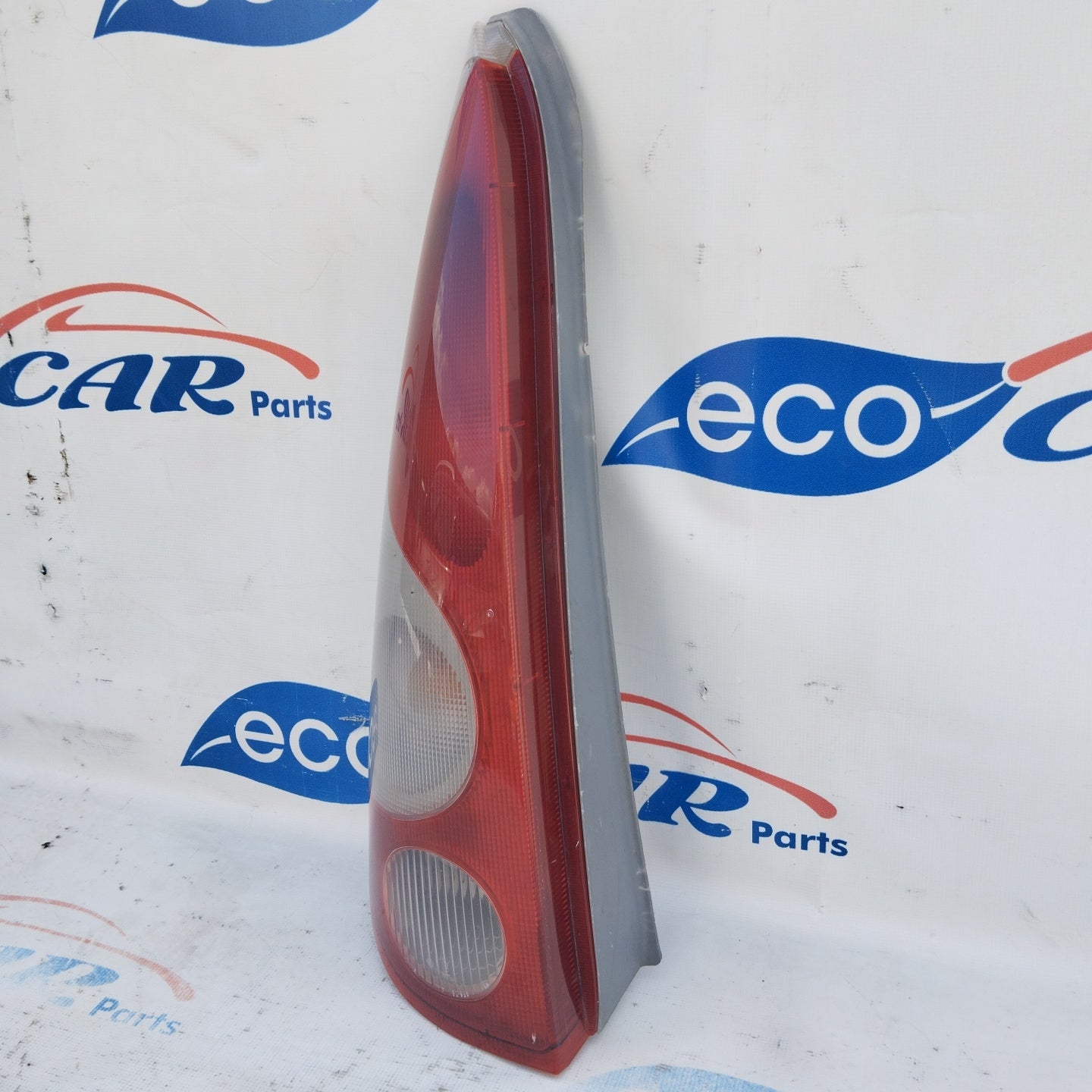 Toyota Yaris Verso 2001 ecoAG4535 Linke Rückleuchte