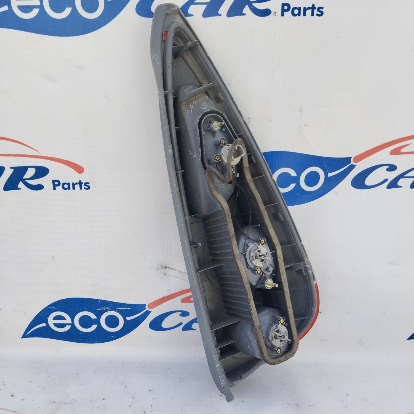 Toyota Yaris Verso 2001 ecoAG4535 Linke Rückleuchte