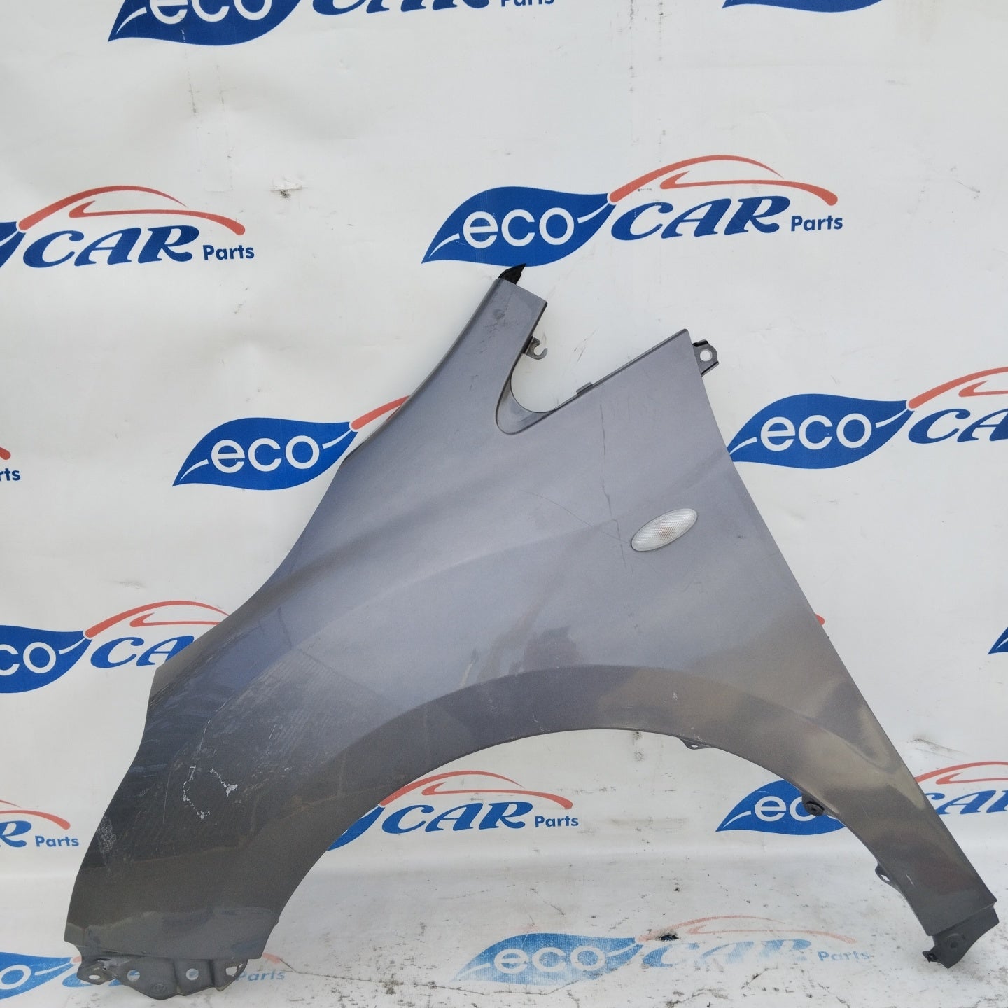 Parafango sx grigio canna di fucile Toyota Verso 2009 ecoAG4580