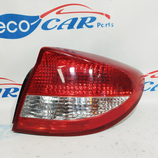 Fanale posteriore dx Kia Rio 2005 ecoAC7443