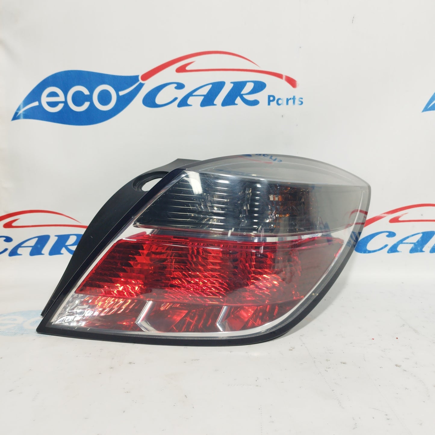 Rechtes Rücklicht Opel Astra H GTC 2004 ecoAC7450