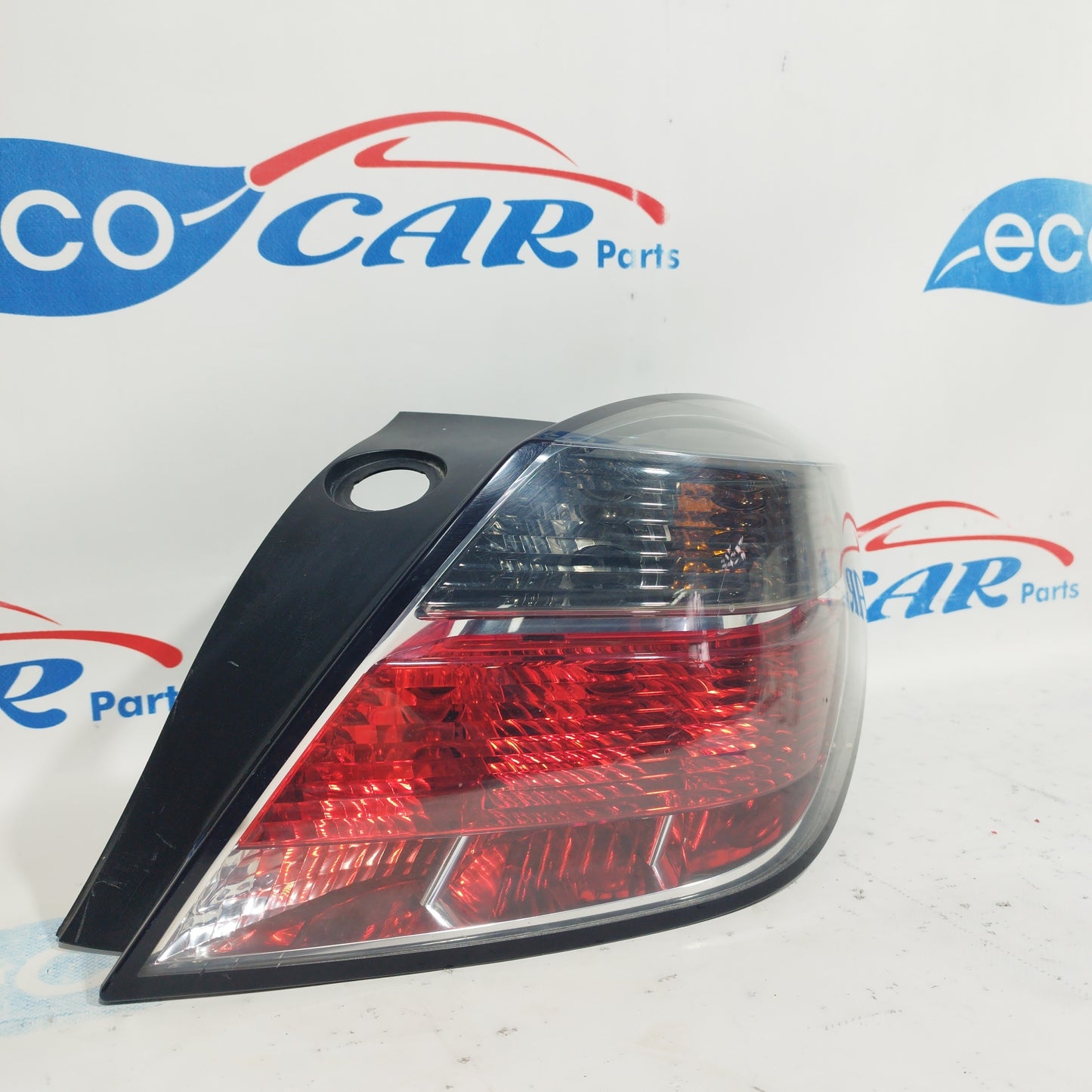 Rechtes Rücklicht Opel Astra H GTC 2004 ecoAC7450