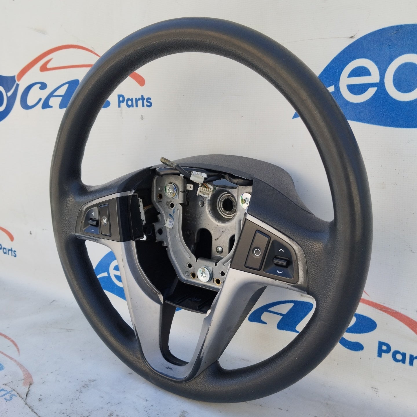 Volante con comandi Hyundai i20 2012 Cod. 56113-1j700 ecoAG4584