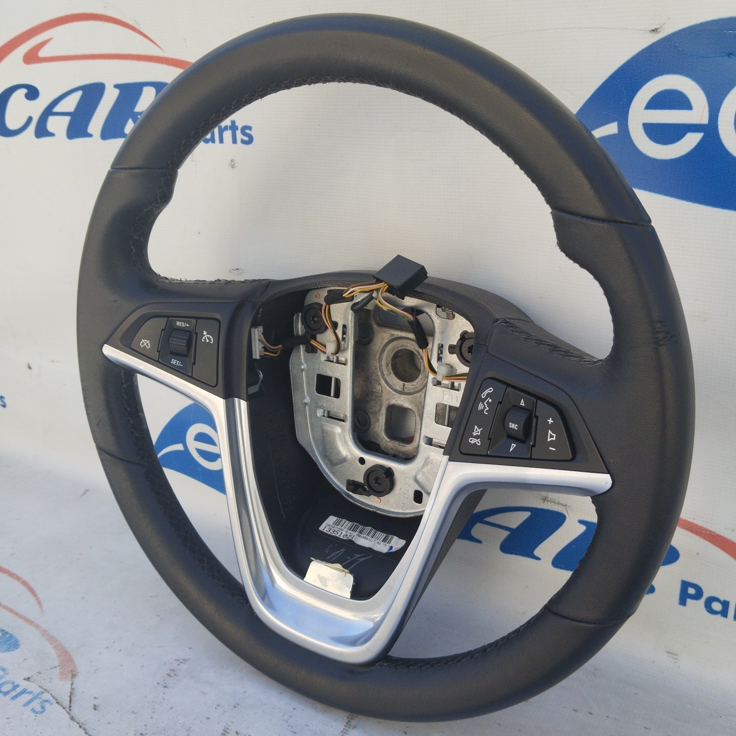 Steering wheel with controls Opel Astra J / Meriva B 2010 Cod. 3064346 ecoAG4587