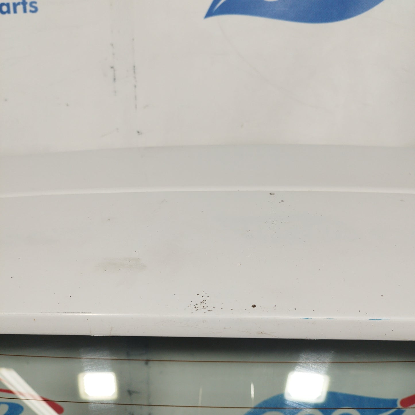 Weiße Heckklappe Chevrolet Aveo 2011 ecoAC5423