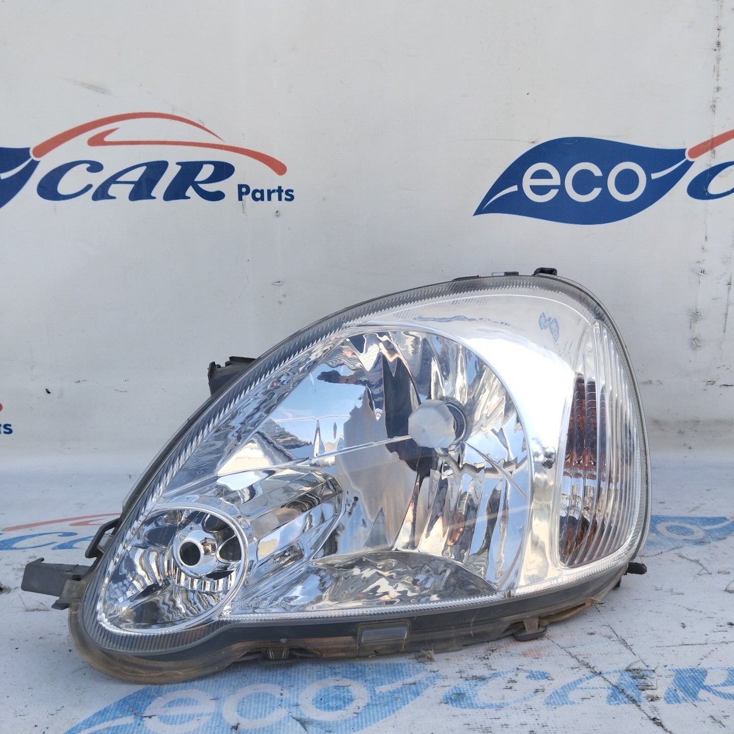 Left front light Toyota Yaris 2006 Restyling ecoAG4610