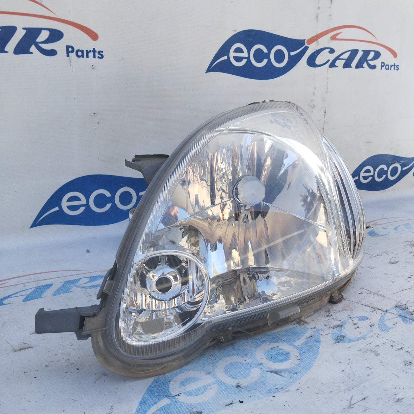 Left front light Toyota Yaris 2006 Restyling ecoAG4610