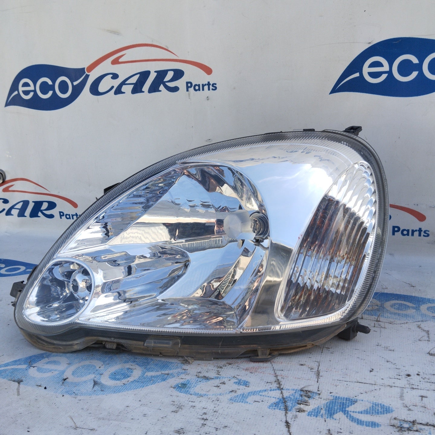 Left front light Toyota Yaris 2006 Restyling ecoAG4610