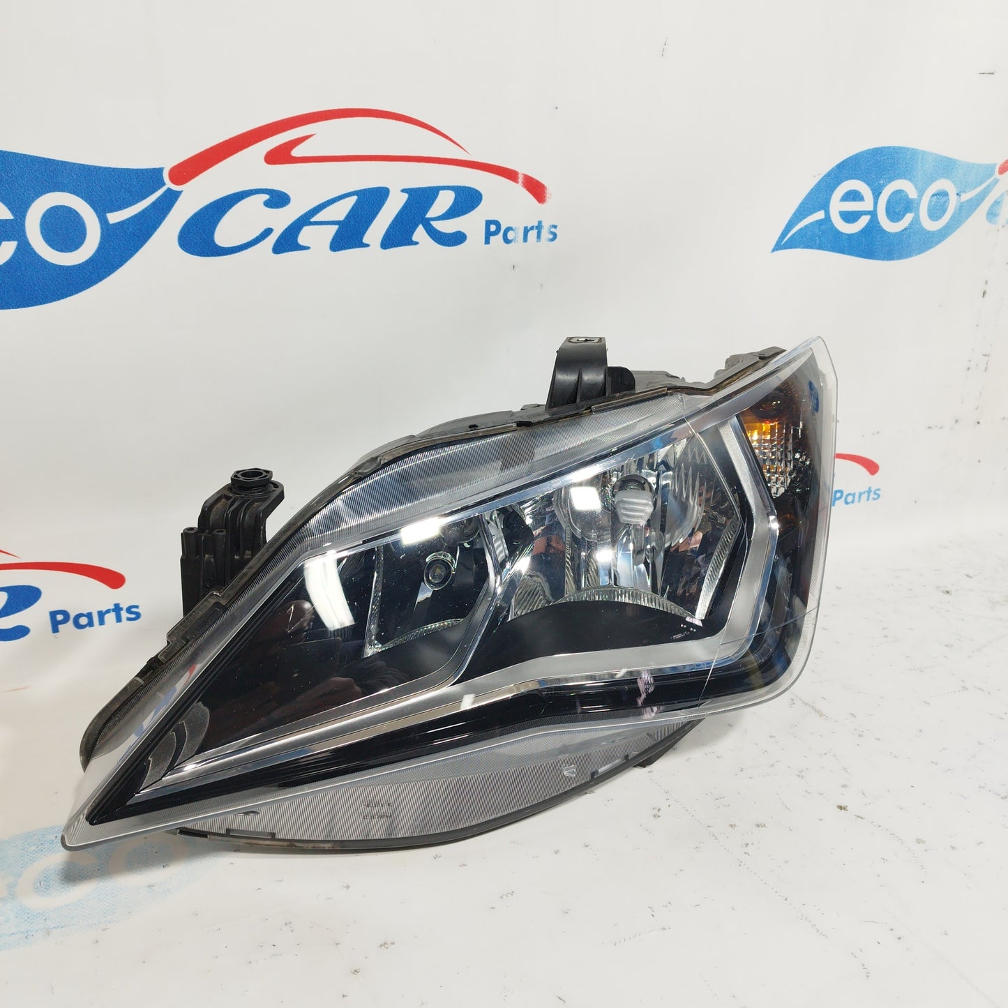 Seat Ibiza 2018 ecoAC7508 linker Frontscheinwerfer