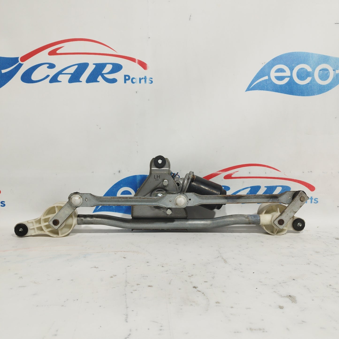 Front windscreen wiper motor Suzuki Splash 2008 code: WB2312V ecoAC7533