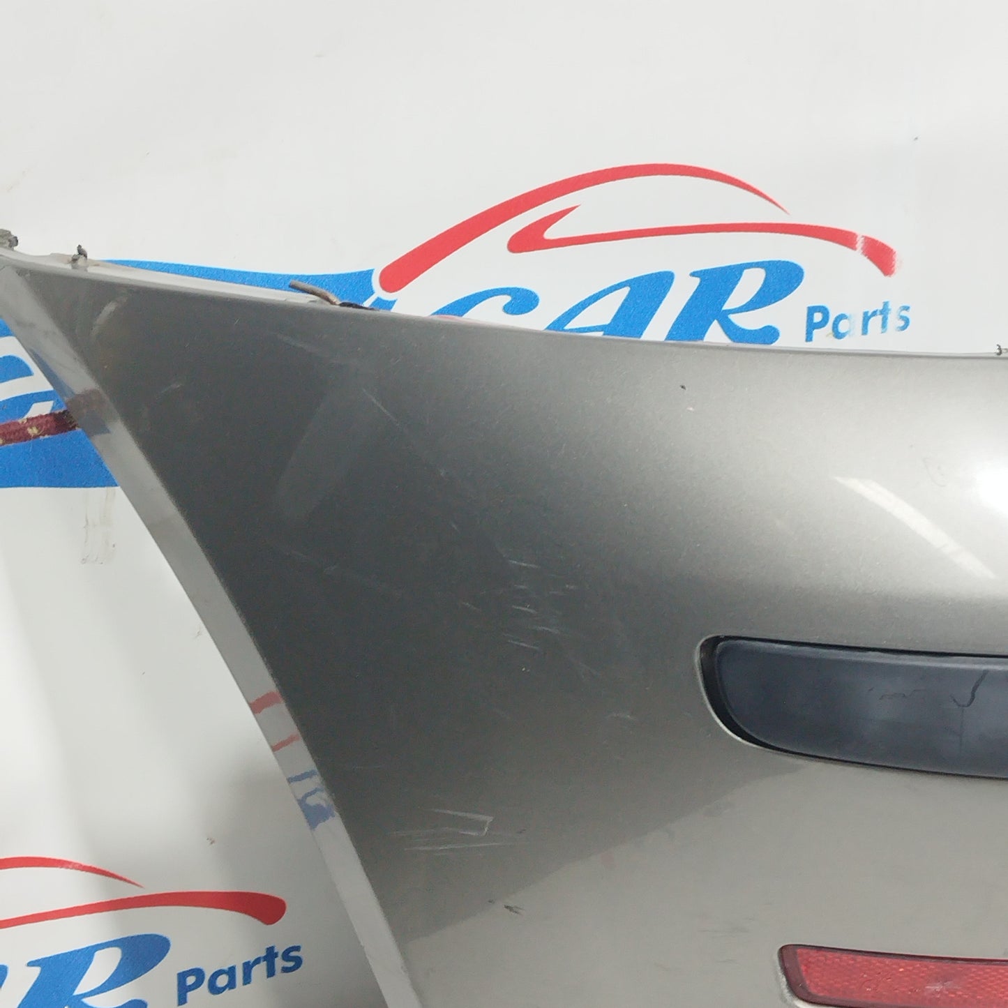 Fiat Punto 2005 5-Türer ecoAC7574 mittelgraue Heckstoßstange