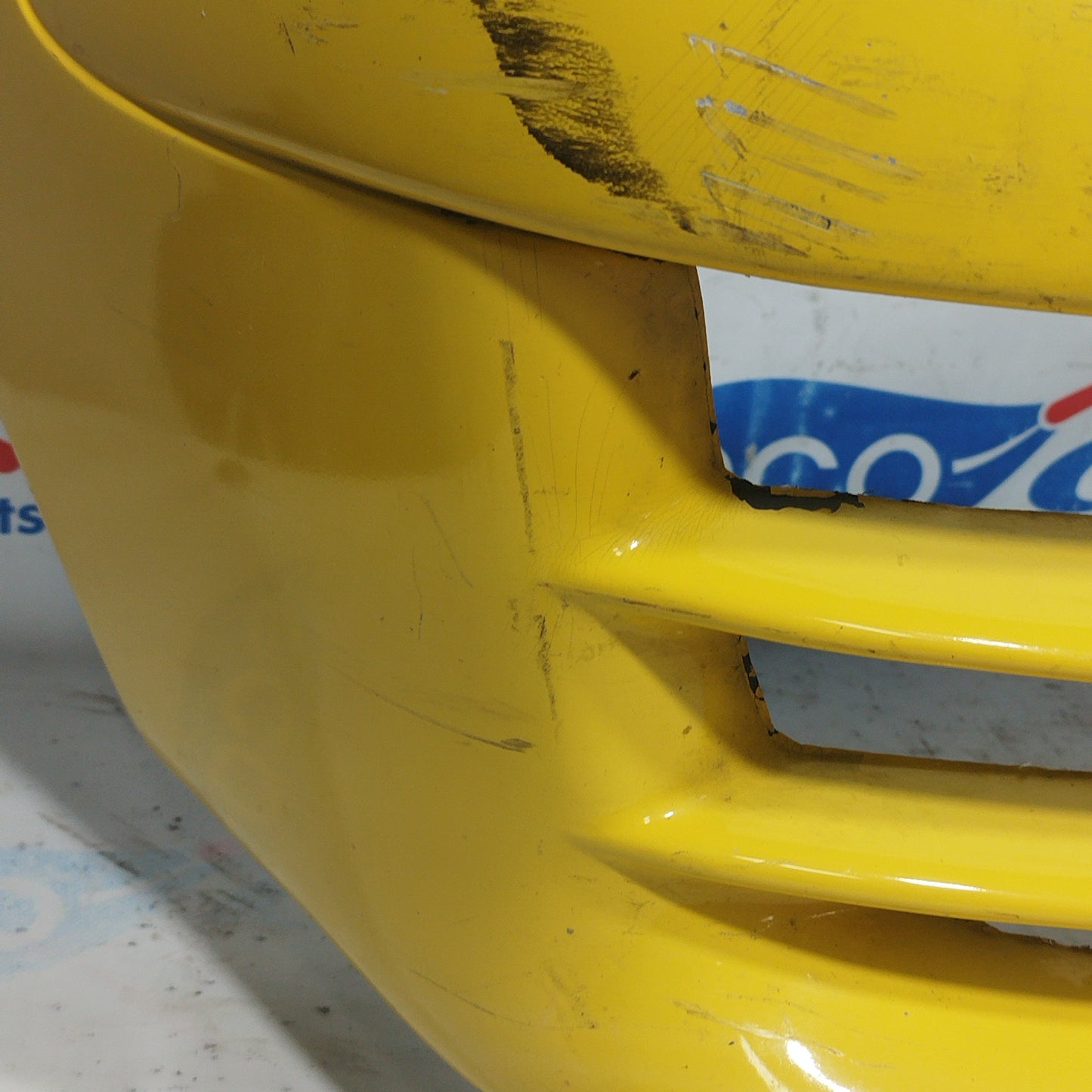 Paraurti anteriore giallo Fiat 600 2004 ecoAC7578