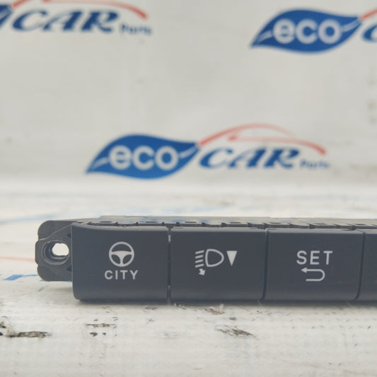 Pulsantiera quattro frecce centrale Fiat New Panda cod: 07355969300 ecoAG4691