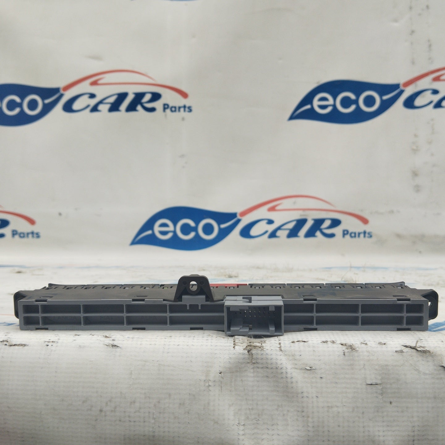 Pulsantiera quattro frecce centrale Fiat New Panda cod: 07355969300 ecoAG4691