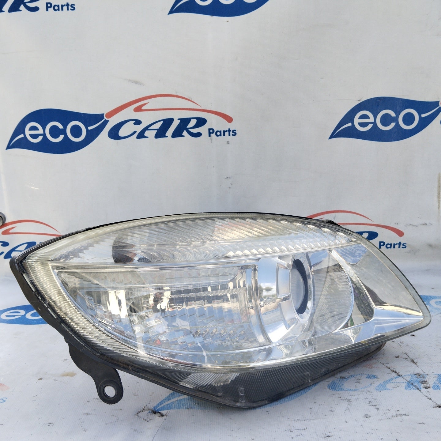 Fanale anteriore dx Skoda Fabia 2009 ecoAG4697