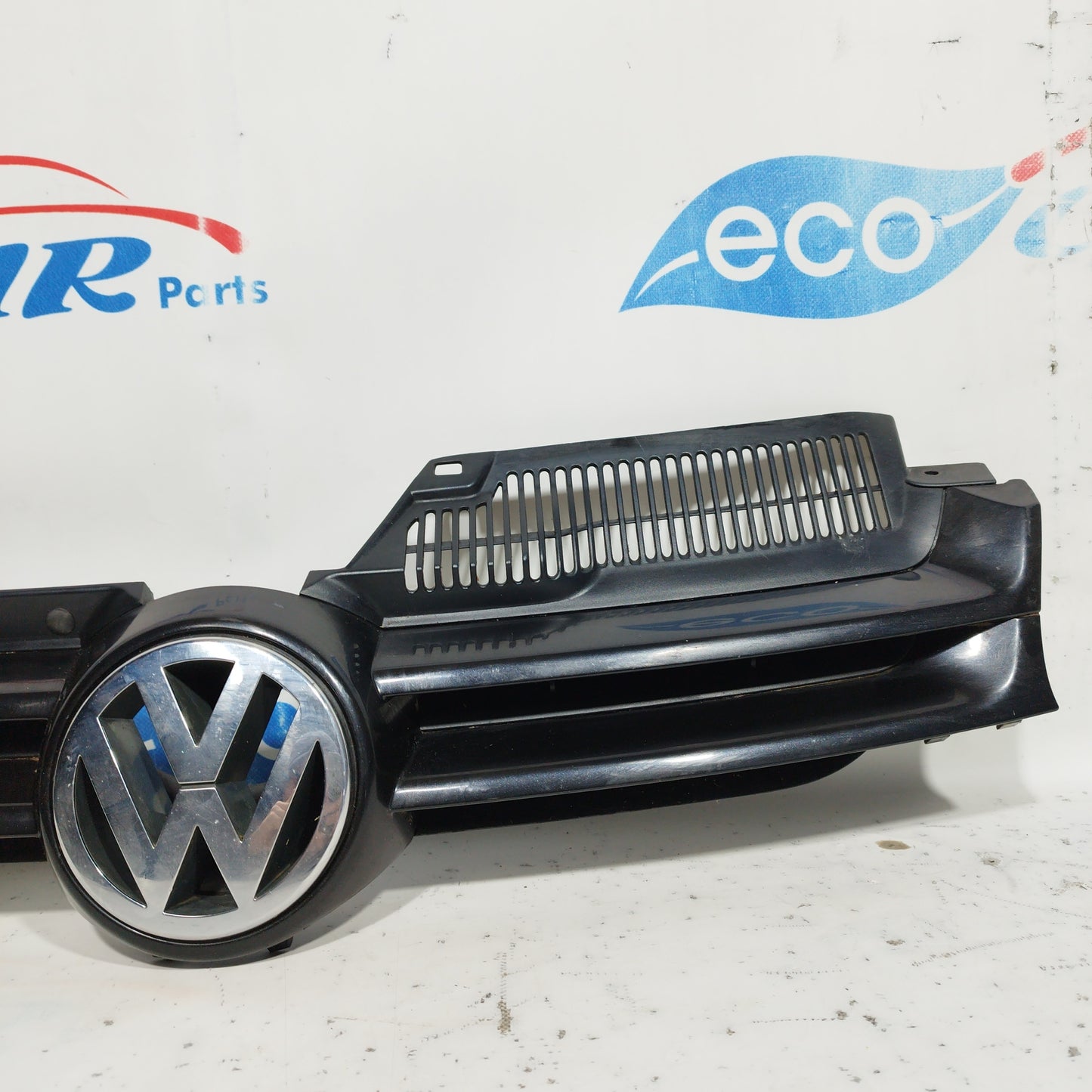 Schwarzer Frontstoßfänger mit mittigem Kühlergrill Golf 5 2006 ecoAC7612