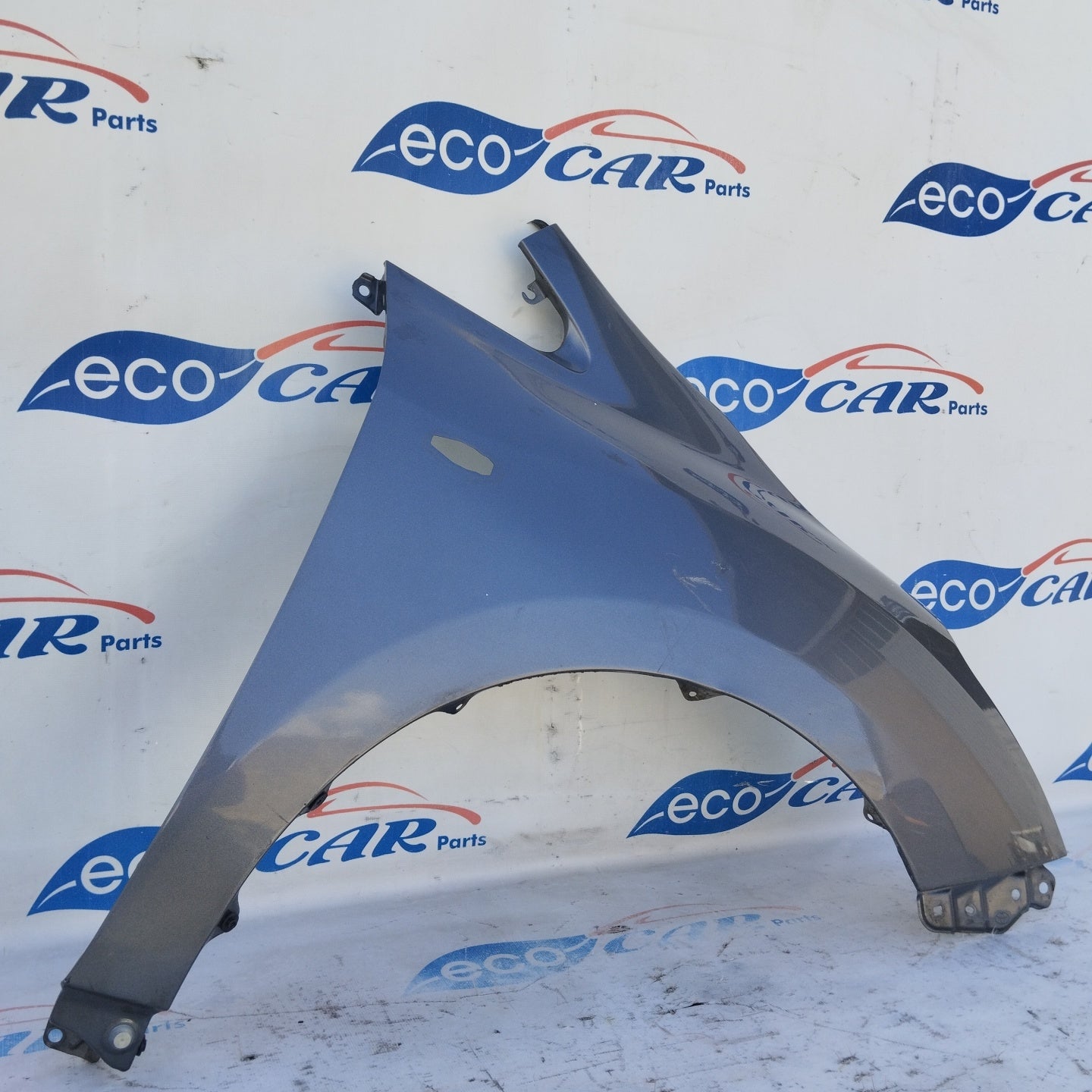Parafango dx grigio canna di fucile Toyota Verso 2009 ecoAG4710
