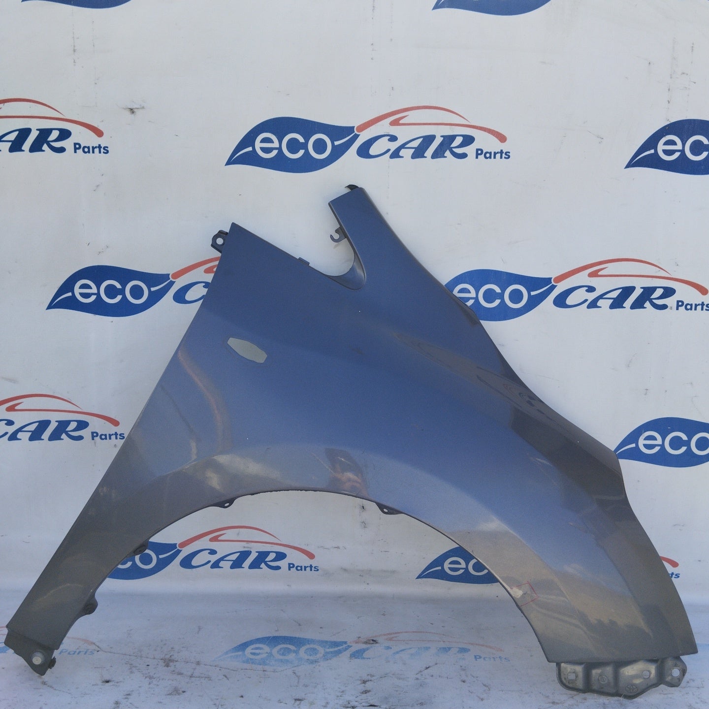 Parafango dx grigio canna di fucile Toyota Verso 2009 ecoAG4710