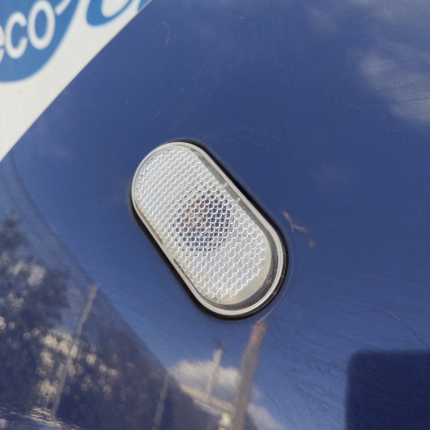 Renault Twingo 2010 blue right mudguard ecoAG4713