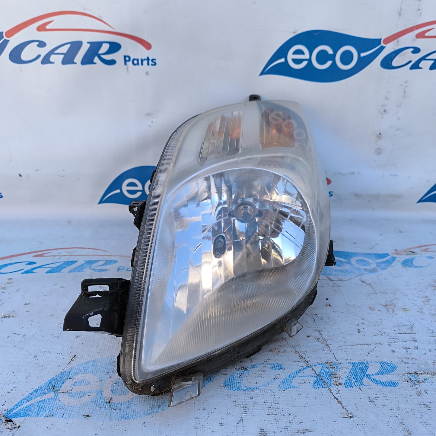 Left front light Toyota Yaris 2008 ecoAG4526