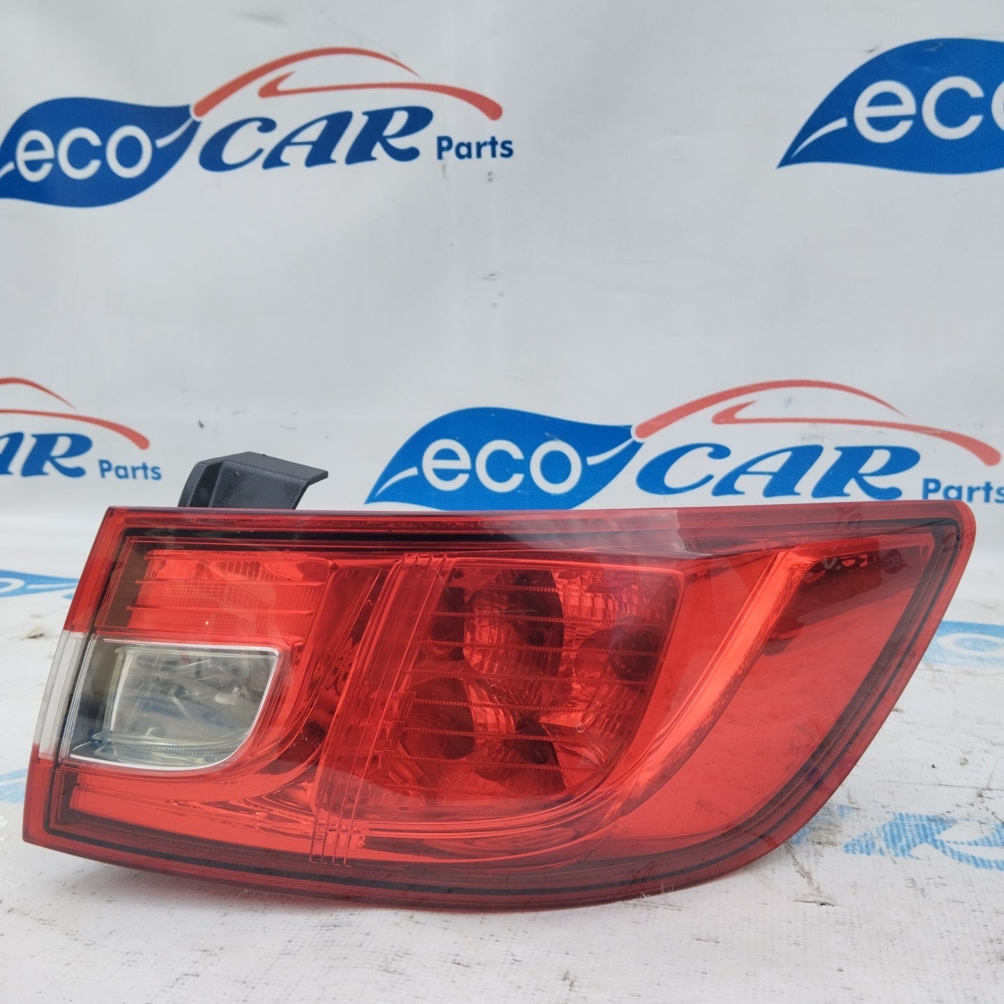 Renault Clio 2016 ecoAG4717 Außenleuchte rechts hinten