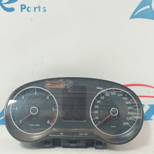 Volkswagen Polo 1.6 TD 2014 Instrumententafel-Code: A2C53332250 ecoAC7671