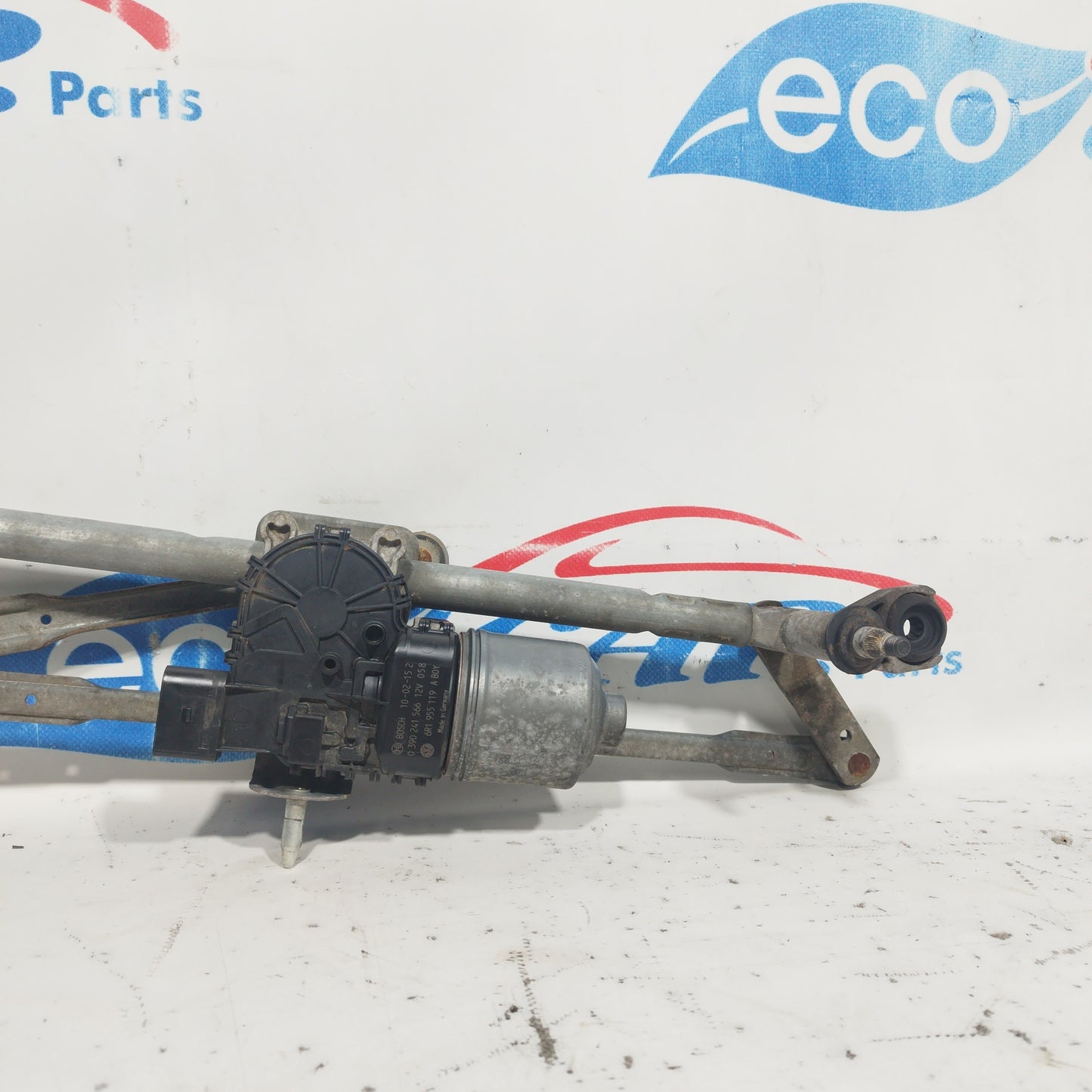 Volkswagen Polo 2014 ecoAC7675 front windshield wiper motor