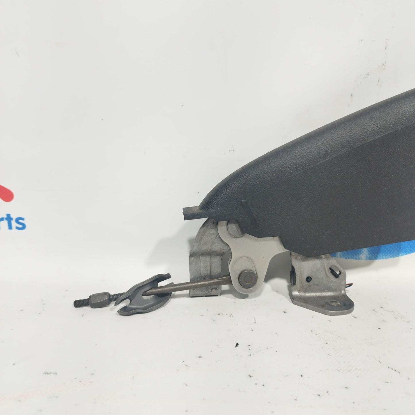 Handbrake lever Volkswagen Polo 2014 1.6 TDI ecoAC7680