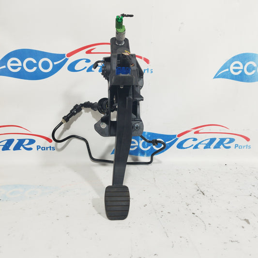 Clutch pedal Dacia Sandero 1.5 Dci 2017 cod: 8201298896 ecoAC7688