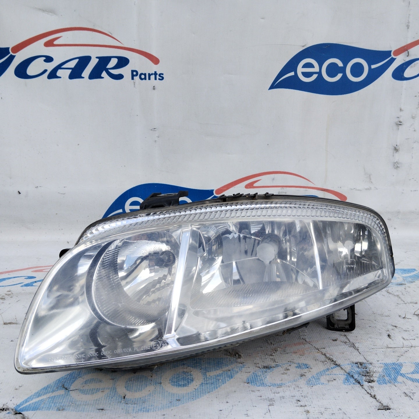 Fanale anteriore sx Alfa Romeo GT ecoAG4751