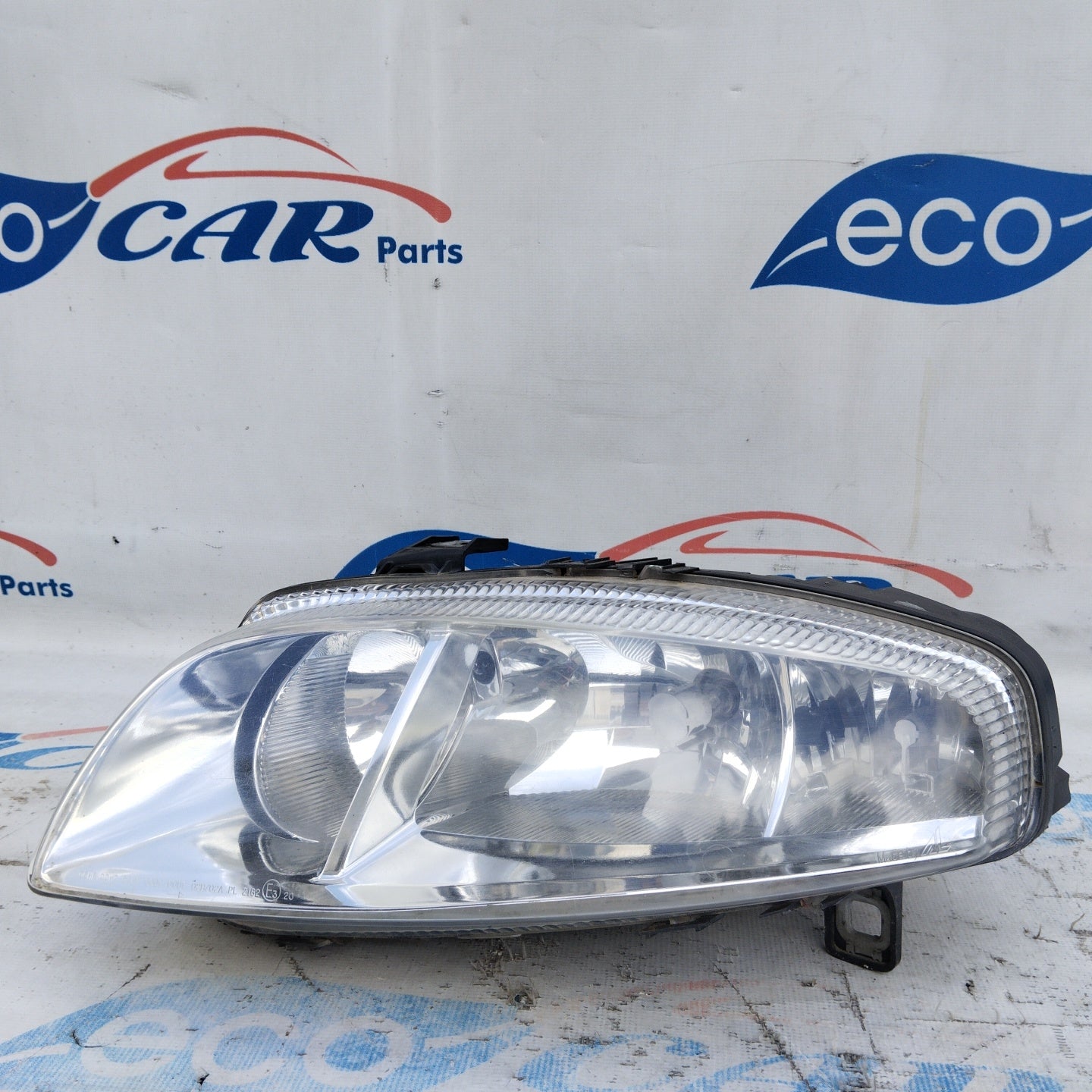 Fanale anteriore sx Alfa Romeo GT ecoAG4751