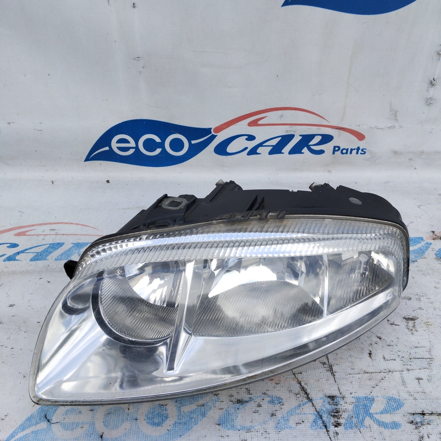 Fanale anteriore sx Alfa Romeo GT ecoAG4751
